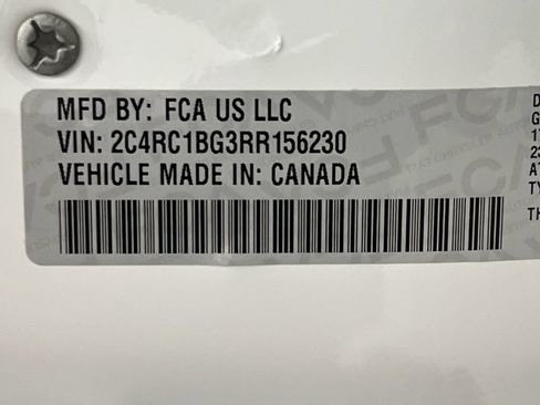 Used 2024 Chrysler Pacifica Touring-L FWD image 86