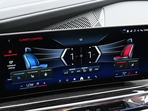 New 2026 BMW i7 xDrive60 AWD/4WD image 18