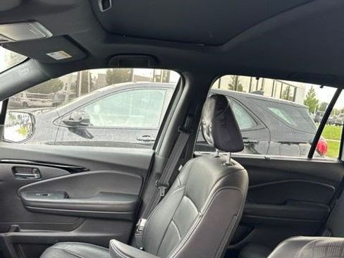 Used 2021 Honda Passport Elite image 14