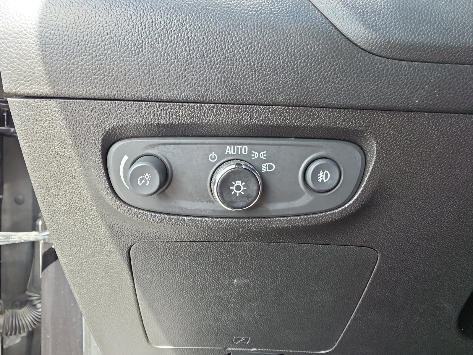 Used 2022 Buick Encore GX Select w/ Experience Buick Package AWD/4WD image 22