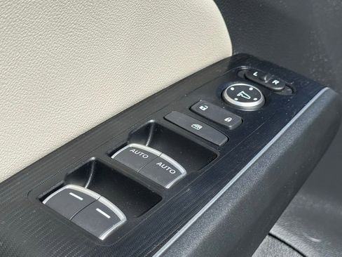 Used 2024 Honda Civic Touring image 17