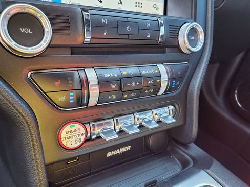 Used 2017 Ford Mustang GT Premium w/ Equipment Group 401A image 33