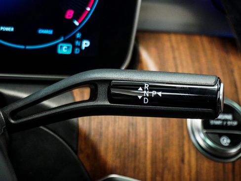 Used 2024 Mercedes-Benz C 300 4MATIC Sedan image 21