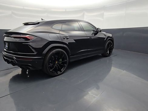 Used 2022 Lamborghini Urus AWD/4WD image 61