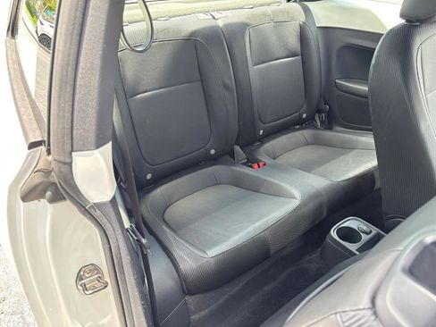 Used 2012 Volkswagen Beetle 2.5 FWD image 12