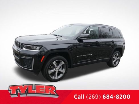 New 2026 Jeep Grand Cherokee Limited AWD/4WD image 3
