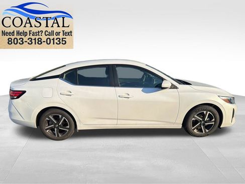 Used 2024 Nissan Sentra SV FWD image 11