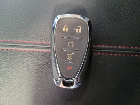 Used 2024 Chevrolet Equinox RS w/ RS Leather Package FWD image 32