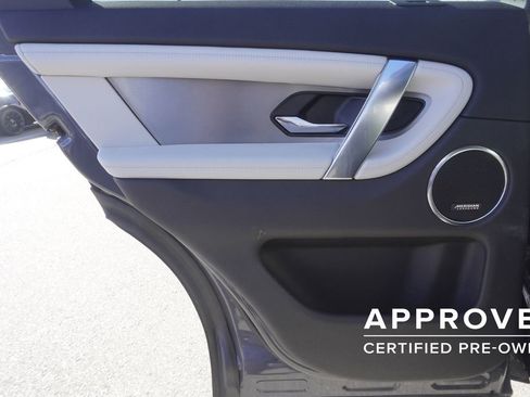 Used 2025 Land Rover Discovery Sport Dynamic SE image 28