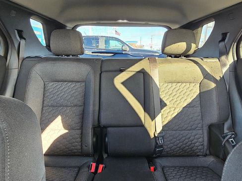 Used 2024 Chevrolet Trax LS w/ LS Convenience Package image 15