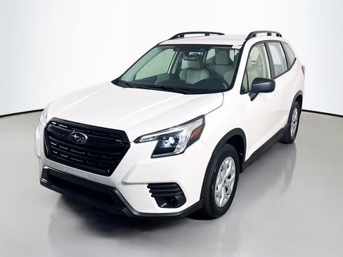Used 2024 Subaru Forester image 4