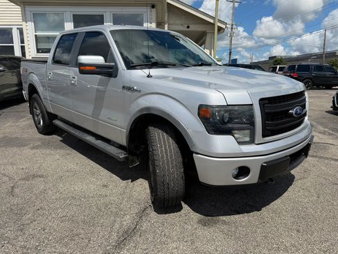 Used 2014 Ford F150 FX4 w/ Equipment Group 402A Luxury AWD/4WD image 24