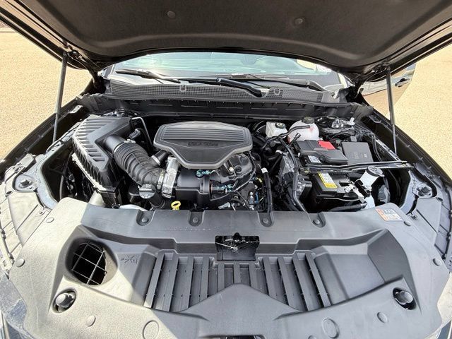 Used 2025 Chevrolet Blazer RS w/ Driver Confidence II Package AWD/4WD image 15