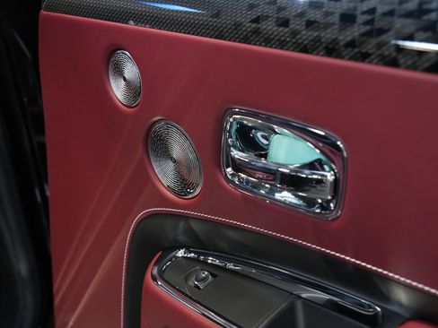 Used 2020 Rolls-Royce Ghost image 31