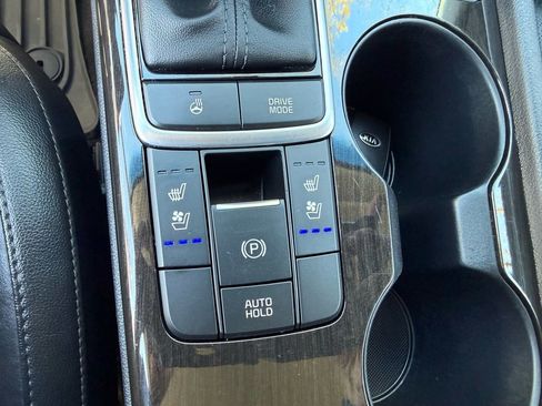 Used 2020 Kia Optima Premium image 30