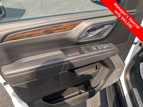 Used 2023 Chevrolet Tahoe Premier RWD image 14