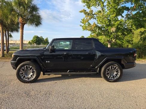 Used 2025 GMC Hummer EV 3X AWD/4WD image 2