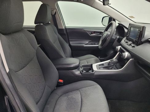 Used 2020 Toyota RAV4 XLE AWD/4WD image 21
