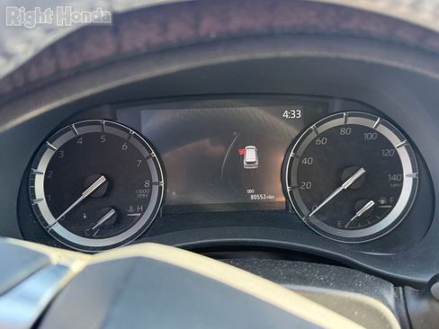 Used 2020 Toyota Highlander Platinum FWD image 9