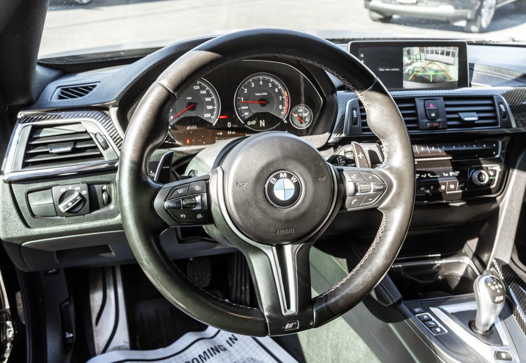 Used 2018 BMW M4 Coupe RWD image 10