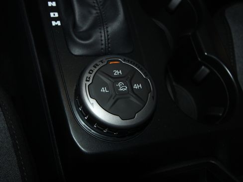 New 2025 Ford Bronco Big Bend image 15