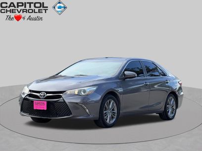 Used 2015 Toyota Camry SE w/ Moonroof Package