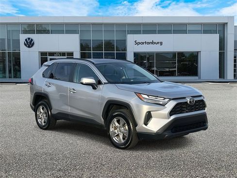 Used 2024 Toyota RAV4 XLE image 1