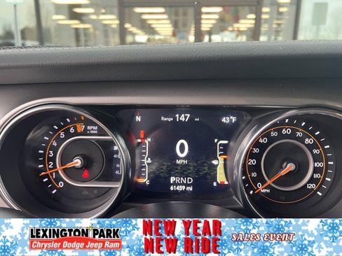 Used 2020 Jeep Wrangler Unlimited Sahara image 14