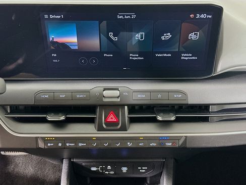 Used 2025 Kia K4 FWD image 23