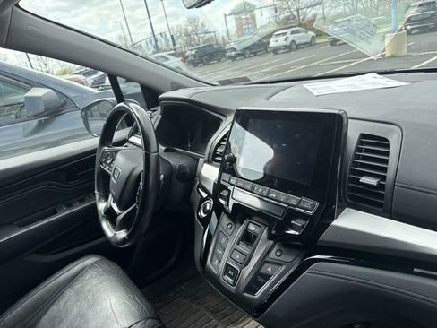 Used 2021 Honda Odyssey Touring image 4