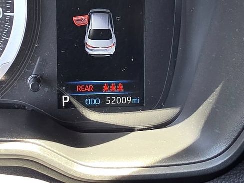 Used 2022 Toyota Corolla SE w/ Carpet Mat Package (TMS) FWD image 24