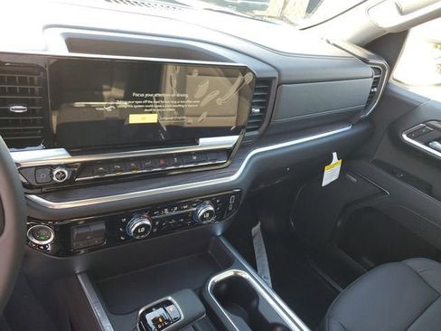 New 2026 GMC Sierra 1500 SLT w/ SLT Premium Plus Package image 29