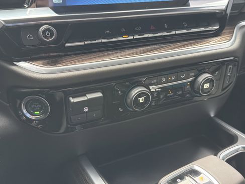 Used 2026 Chevrolet Silverado 1500 LT w/ All Star Edition Plus image 26