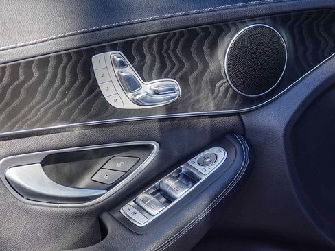 Used 2017 Mercedes-Benz C 300 4MATIC Sedan image 20