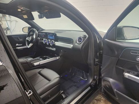 Used 2024 Mercedes-Benz GLB 250 GLB 250 image 33