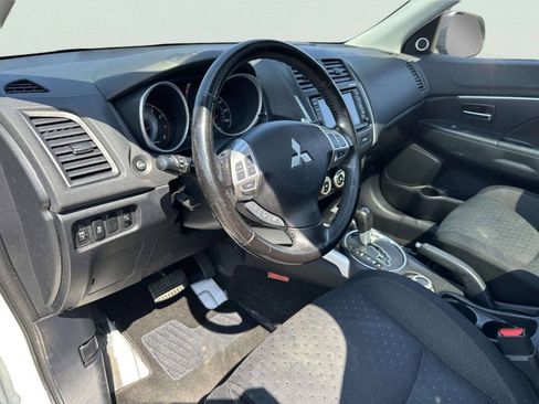 Used 2011 Mitsubishi Outlander Sport SE AWD/4WD image 14