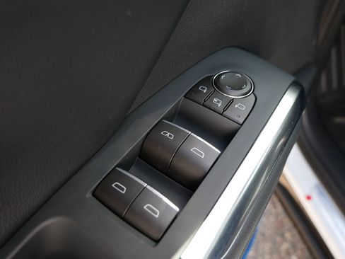 New 2026 Chevrolet Traverse RS w/ LPO, Floor Liner Package AWD/4WD image 16
