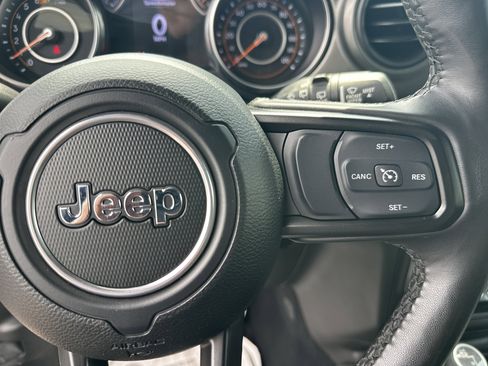 Used 2023 Jeep Wrangler Unlimited Sport AWD/4WD image 26