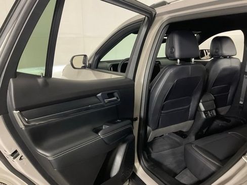 Used 2025 GMC Terrain Elevation w/ Elevation Premium Package AWD/4WD image 27