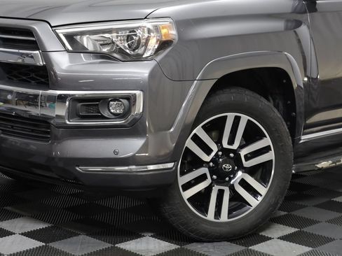 Used 2023 Toyota 4Runner Limited AWD/4WD image 3