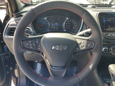 Used 2024 Chevrolet Equinox RS w/ RS Leather Package image 19