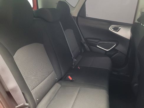 Used 2020 Kia Soul LX image 19