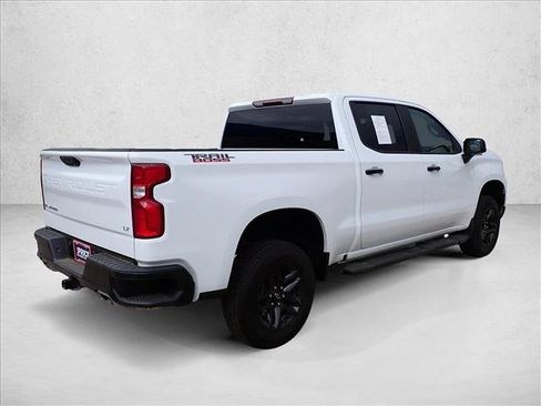 Used 2024 Chevrolet Silverado 1500 LT Trail Boss w/ Protection Package AWD/4WD image 4