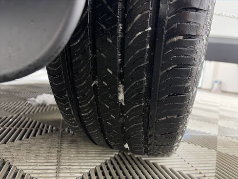 Used 2022 Jeep Cherokee Limited image 12