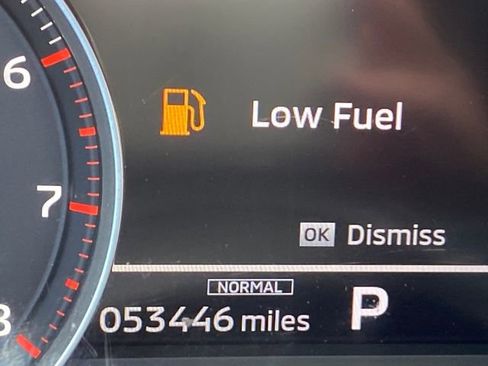 Used 2024 Mitsubishi Outlander SE image 19