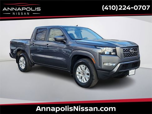 Used 2022 Nissan Frontier SV image 1