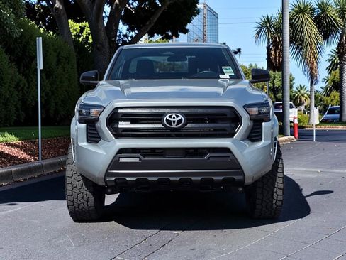 Used 2024 Toyota Tacoma SR w/ Towing Package AWD/4WD image 3