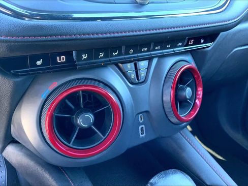 Certified 2021 Chevrolet Blazer RS image 33