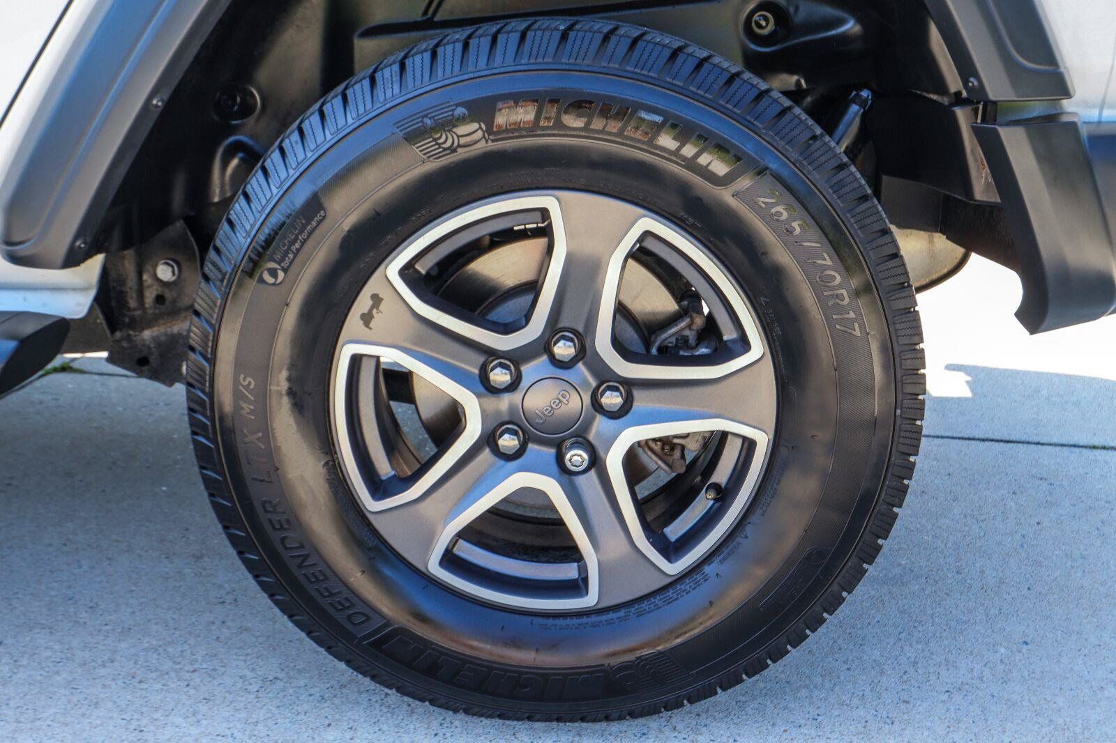 Used 2018 Jeep Wrangler Unlimited Sport S AWD/4WD image 21