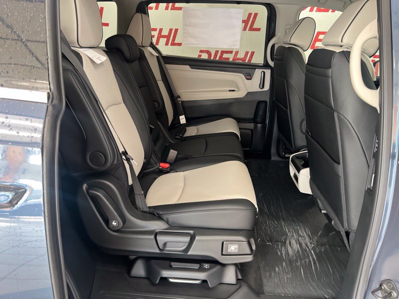 New 2027 Honda Odyssey Elite image 11